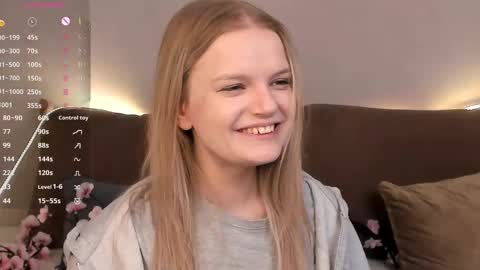 Snapshot of shellyboom chatting on 01-16-26, 05:39 shellyboom online show from 01-16-26, 05:39