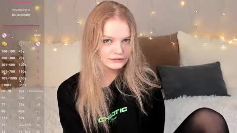 Snapshot of shellyboom chatting on 02-01-26, 06:06 shellyboom online show from 02-01-26, 06:06