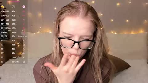 Snapshot of shellyboom chatting on 02-03-26, 02:53 shellyboom online show from 02-03-26, 02:53