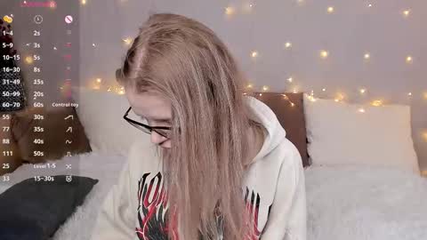 Snapshot of shellyboom chatting on 02-07-26, 06:11 shellyboom online show from 02-07-26, 06:11