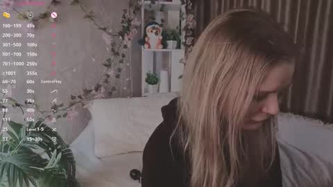 Snapshot of shellyboom chatting on 03-20-26, 06:13 shellyboom online show from 03-20-26, 06:13