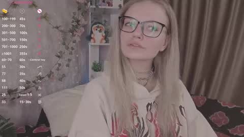 Snapshot of shellyboom chatting on 03-23-26, 07:07 shellyboom online show from 03-23-26, 07:07