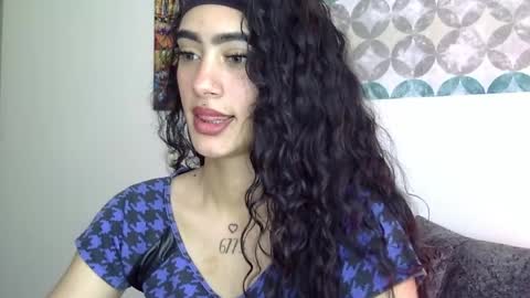 S H E L S Y online show from 04-23-26, 08:33