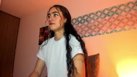 S H E L S Y online show from 04-29-26, 11:00