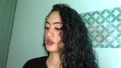 S H E L S Y online show from 05-12-26, 09:34
