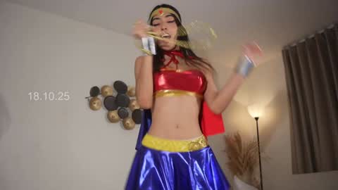  In instagram shena nomy online show from 10-18-25, 11:38