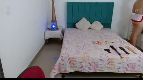 Shena online show from 04-05-26, 04:59