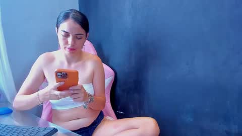 .. Sherilk .. online show from 02-19-25, 01:17