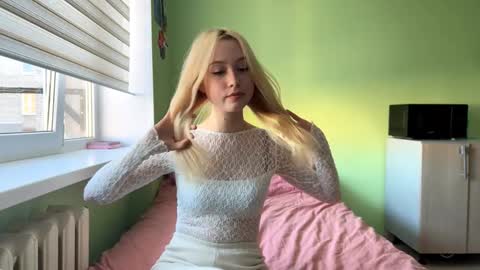 sherleychamblin online show from 03-06-26, 01:40