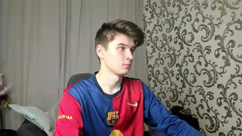 Snapshot of sherlockmax chatting on 10-12-25, 07:13 Max online show from 10-12-25, 07:13