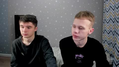 Snapshot of sherlockmax chatting on 11-29-25, 06:11 Max online show from 11-29-25, 06:11