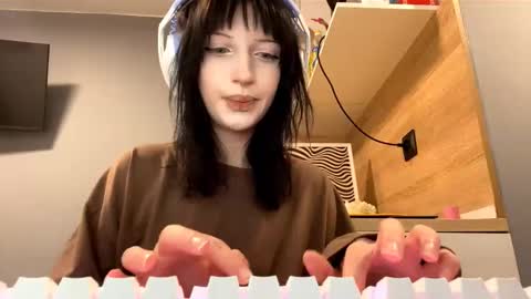 sherronauzat online show from 11-30-25, 10:58