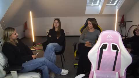 Sheryl online show from 09-26-25, 10:08