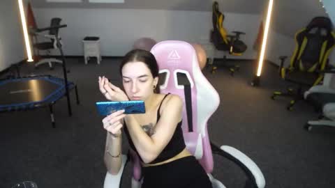 Sheryl online show from 10-08-25, 10:24