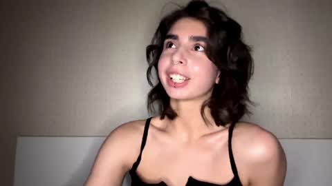 Snapshot of sheryllmafua chatting on 07-02-26, 12:33 Amy online show from 07-02-26, 12:33