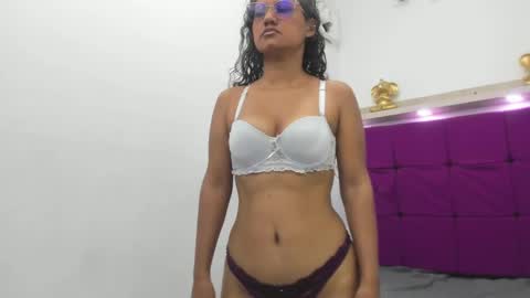 sheryn_brown1 online show from 09-30-25, 11:48