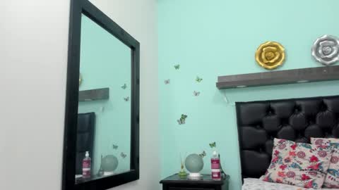 sheryn_brown1 online show from 10-09-25, 12:03