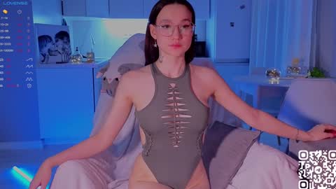 Snapshot of shey1i chatting on 12-13-24, 06:05 Sheyli online show from 12-13-24, 06:05