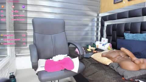 Snapshot of sheyla__ebony chatting on 03-09-26, 02:26 sheyla__ebony online show from 03-09-26, 02:26