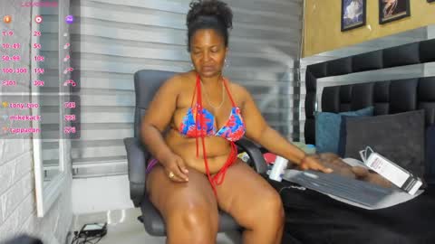 Snapshot of sheyla__ebony chatting on 03-28-26, 11:59 sheyla__ebony online show from 03-28-26, 11:59