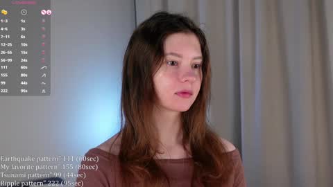 Snapshot of shickshackshock chatting on 12-21-24, 02:37 Iris online show from 12-21-24, 02:37