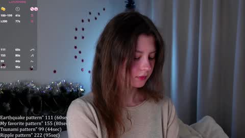 Snapshot of shickshackshock chatting on 12-27-24, 05:48 Iris online show from 12-27-24, 05:48