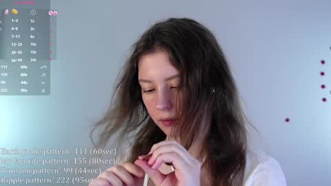 Snapshot of shickshackshock chatting on 01-11-25, 02:15 Iris online show from 01-11-25, 02:15
