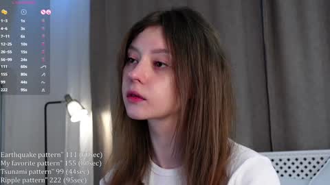 Snapshot of shickshackshock chatting on 01-17-25, 01:56 Iris online show from 01-17-25, 01:56