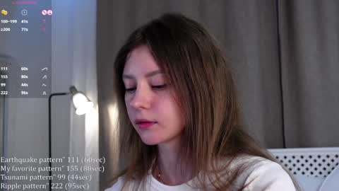 Snapshot of shickshackshock chatting on 01-17-25, 04:57 Iris online show from 01-17-25, 04:57