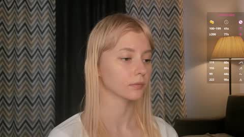Snapshot of shickshackshock chatting on 02-14-25, 04:15 Iris online show from 02-14-25, 04:15