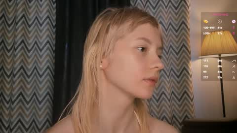 Snapshot of shickshackshock chatting on 02-15-25, 07:16 Iris online show from 02-15-25, 07:16