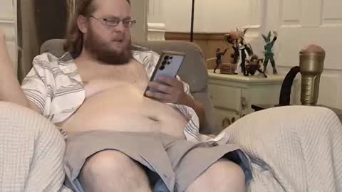 Snapshot of shifty885 chatting on 06-11-26, 12:43 shifty885 online show from 06-11-26, 12:43