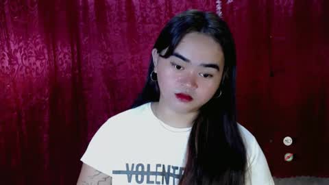 Snapshot of shimilove chatting on 01-06-25, 02:15 shimilove online show from 01-06-25, 02:15