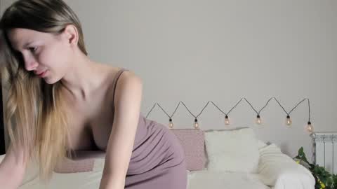 Chanel online show from 12-09-24, 06:35