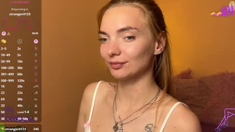 Snapshot of shinelikea_diamond chatting on 05-28-26, 06:05 Alexis online show from 05-28-26, 06:05