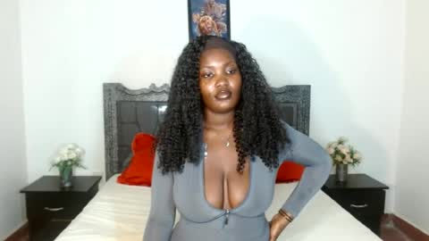 Snapshot of shiratie chatting on 06-14-26, 02:24 Shirat online show from 06-14-26, 02:24