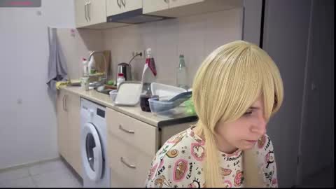 Snapshot of shirayuki_hime chatting on 09-28-25, 06:13 Im Lilu Rosenblum Guys I have ----Ill be glad to see you there online show from 09-28-25, 06:13
