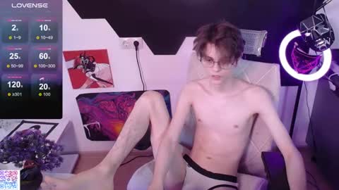 shiromy_ online show from 07-16-26, 05:08
