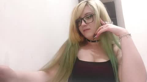 Snapshot of shondrapisani chatting on 06-23-26, 09:13 shondrapisani online show from 06-23-26, 09:13