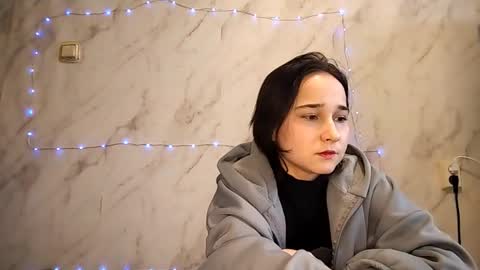 Margo online show from 12-16-25, 11:04