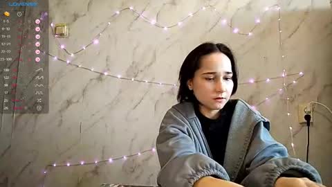 Margo online show from 12-20-25, 10:33