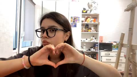 Marie online show from 04-04-26, 02:14