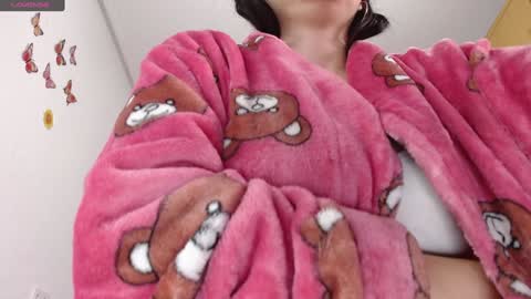 lamai online show from 01-19-25, 02:36