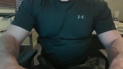 Snapshot of shorterhair99698298 chatting on 11-27-25, 05:59 shorterhair99698298 online show from 11-27-25, 05:59