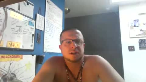 shortmel online show from 05-10-26, 07:52