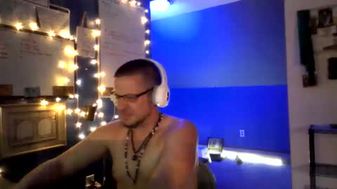 shortmel online show from 05-12-26, 07:38