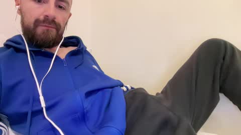 Snapshot of show_jizzness chatting on 02-18-25, 06:04 show_jizzness online show from 02-18-25, 06:04