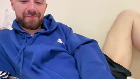 Snapshot of show_jizzness chatting on 02-22-25, 10:42 show_jizzness online show from 02-22-25, 10:42