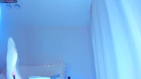 jennywoody online show from 10-31-25, 02:23