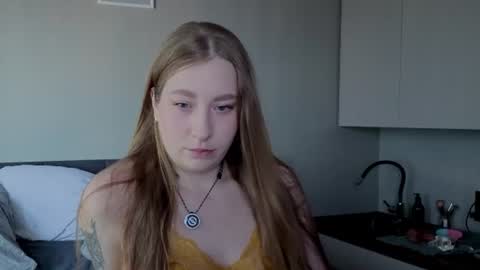 Snapshot of showmeyourfetish chatting on 07-23-26, 03:37 ShowmeYourfetish online show from 07-23-26, 03:37
